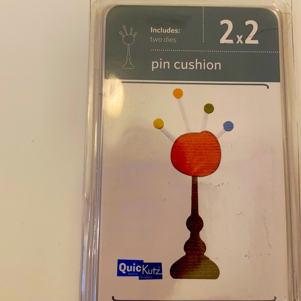 Metal Dies by QuicKutz - Pin Cushion 2”X2”
